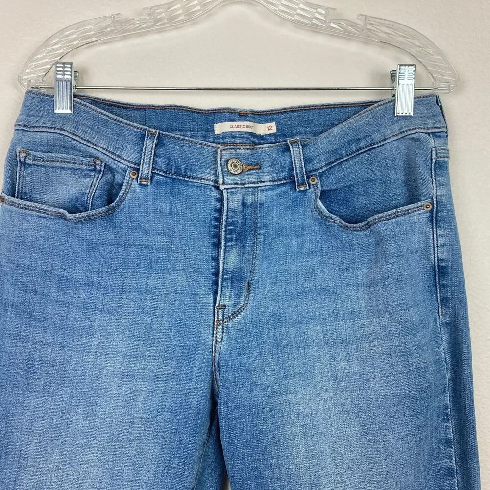 Levi's Women's Classic Bootcut Jeans Size 12 Blue Med Wash Stretch Inseam 26.5